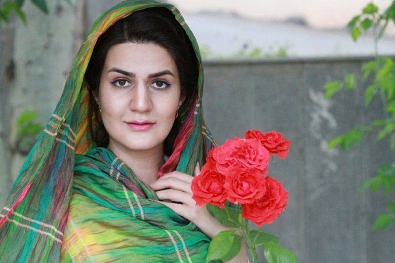Sahar Ajdamsani, musica, prosa e poesia per un mondo di pace e umanità.