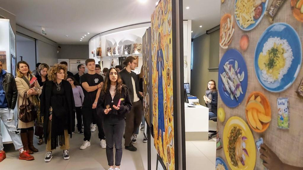GIORNO DELL'INAUGURAZIONE - Le storie imparate a memoria nei giorni scorsi diventano "story telling"