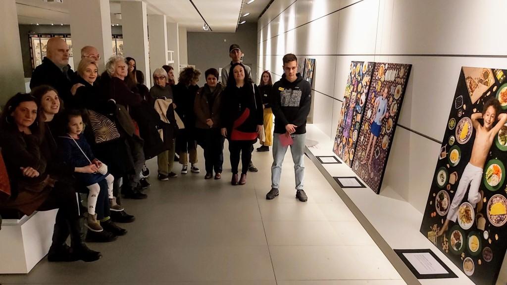 GIORNO DELL'INAUGURAZIONE - Lo studio delle foto e la poetica che ha guidato le scelte di Segal si è rivelato WOW