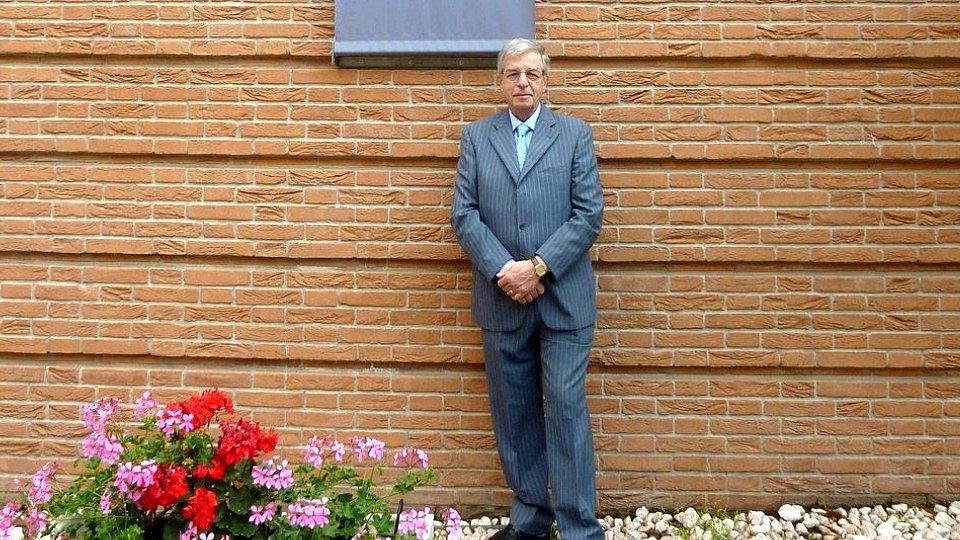 Presenta Francesco Berio, figlio del Pittore Ligustro
