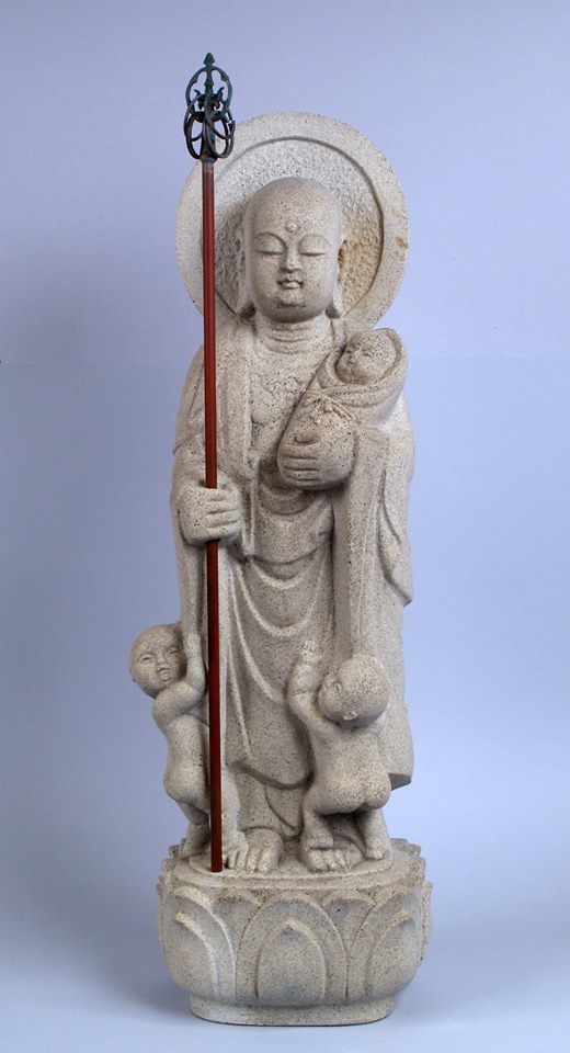 Mostra Madri Kannon divinità buddista donatrice di bambini