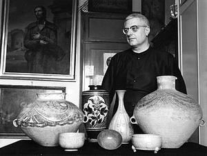 P. Giuseppe Toscano, autore del catalogo "Museo d'Arte Cinese di Parma", 1965
